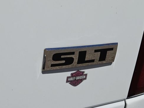 Used 2007 Dodge Ram 2500 Truck SLT image 9