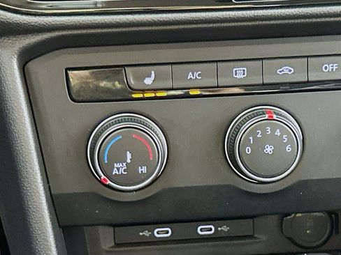 Certified 2022 Volkswagen Taos S w/ IQ Drive S Package AWD/4WD image 19