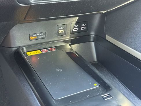 Certified 2025 Toyota Camry LE w/ Convenience Package image 33