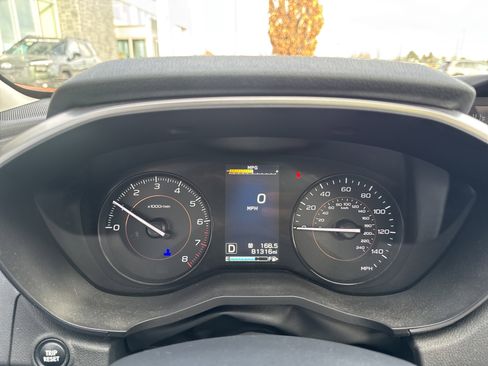 Used 2019 Subaru Crosstrek 2.0i Premium image 2