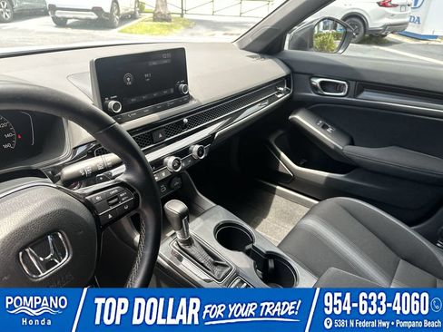 Used 2022 Honda Civic Sport image 28