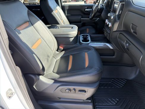 Used 2020 GMC Sierra 2500 AT4 w/ AT4 Premium Package image 14