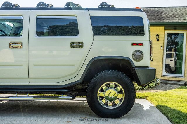 Used 2003 HUMMER H2 w/ Preferred Equipment Group AWD/4WD image 3