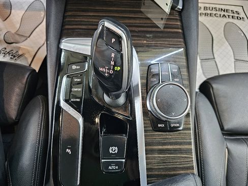 Used 2018 BMW 530i image 38