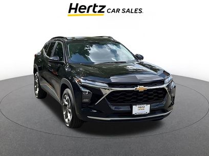 Used 2025 Chevrolet Trax LT