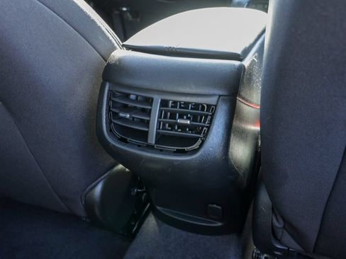 Used 2023 Chevrolet Malibu LT FWD image 23