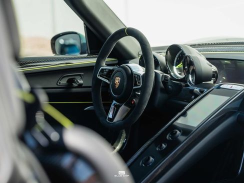 Used 2015 Porsche 918 Spyder AWD/4WD image 31