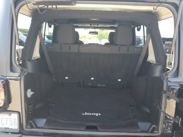Used 2017 Jeep Wrangler Unlimited Sport w/ Quick Order Package 24S AWD/4WD image 9