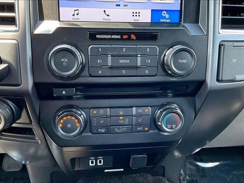 Used 2016 Ford F150 XLT w/ Equipment Group 302A Luxury RWD image 18