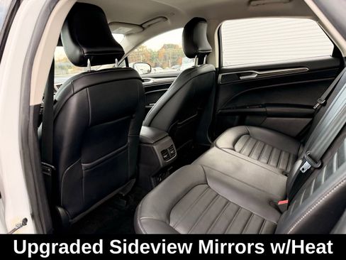 Used 2017 Ford Fusion SE w/ Equipment Group 602A image 15