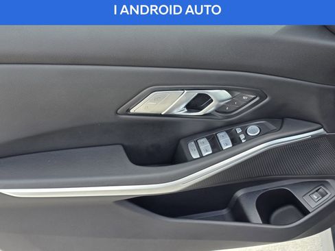 Used 2025 BMW 330i Sedan w/ Convenience Package image 15