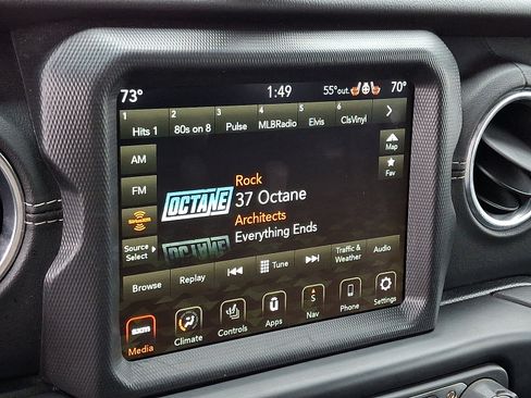 Used 2021 Jeep Wrangler Unlimited Sahara image 18