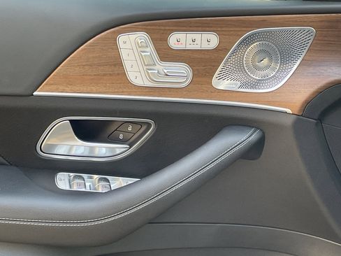 Certified 2025 Mercedes-Benz GLE 350 4MATIC image 18