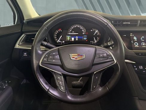 Used 2019 Cadillac XT5 Premium Luxury AWD/4WD image 14