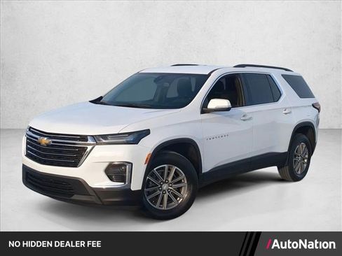 Used 2023 Chevrolet Traverse LT FWD image 1