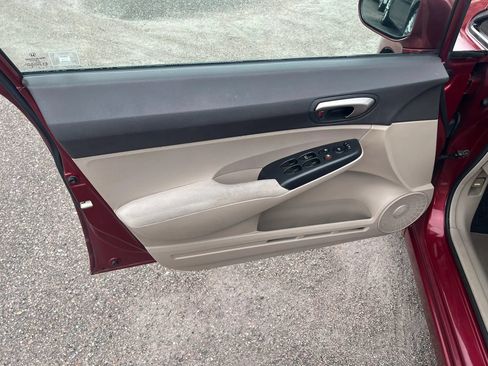 Used 2011 Honda Civic LX image 5