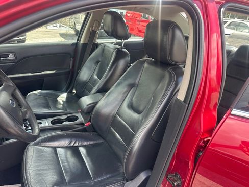 Used 2009 Ford Fusion SEL image 17
