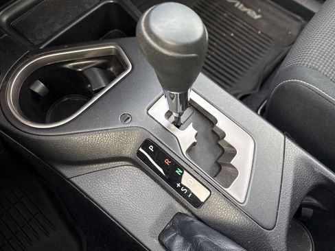 Used 2018 Toyota RAV4 XLE image 21