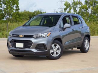 Used 2021 Chevrolet Trax LT image 1