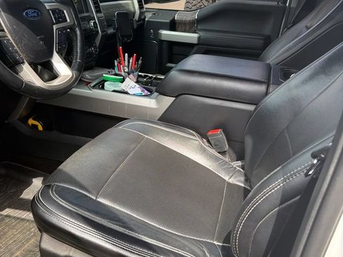 Used 2018 Ford F350 Lariat w/ Lariat Value Package AWD/4WD image 3