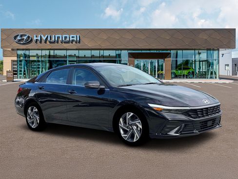 New 2026 Hyundai Elantra Limited w/ Cargo Package FWD image 10