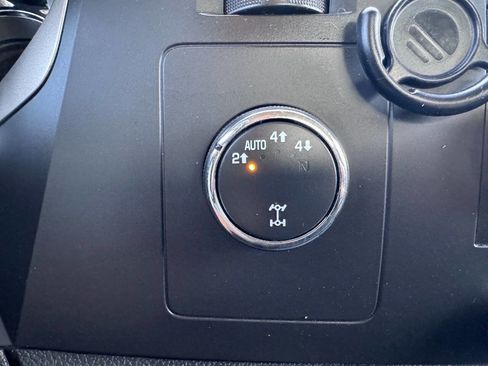 Used 2012 Chevrolet Silverado 1500 LT image 21