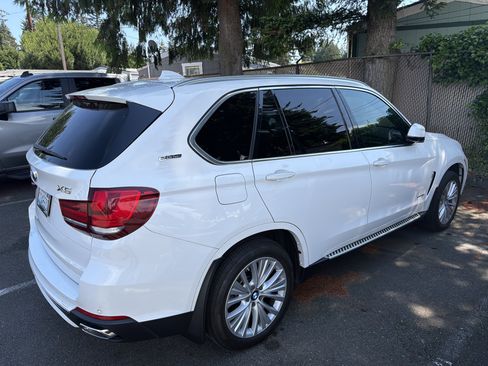 Used 2017 BMW X5 xDrive40e w/ Premium Package AWD/4WD image 1