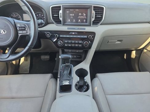Used 2019 Kia Sportage EX FWD image 17