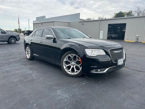 Used 2018 Chrysler 300 C w/ Sun, Sound & Nav Package image 27