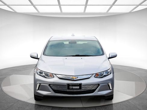 Used 2017 Chevrolet Volt LT w/ Comfort Package image 6