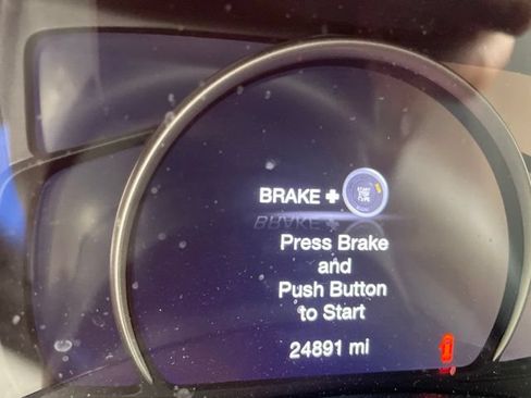 Used 2024 Dodge Durango SXT w/ SXT Blacktop Group AWD/4WD image 13