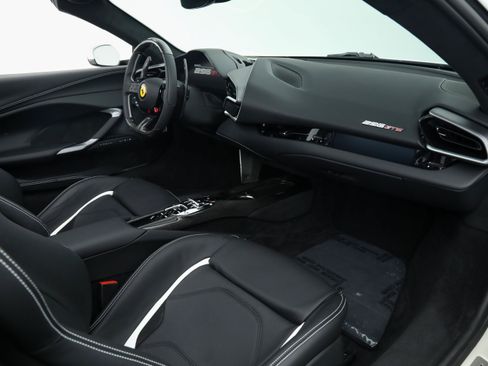 Certified 2025 Ferrari 296 GTS RWD image 39
