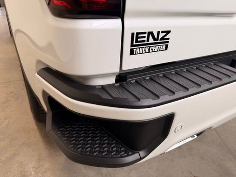Used 2020 GMC Sierra 1500 Denali w/ Denali Ultimate Package AWD/4WD image 16