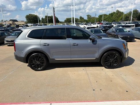 Used 2022 Kia Telluride SX FWD image 6
