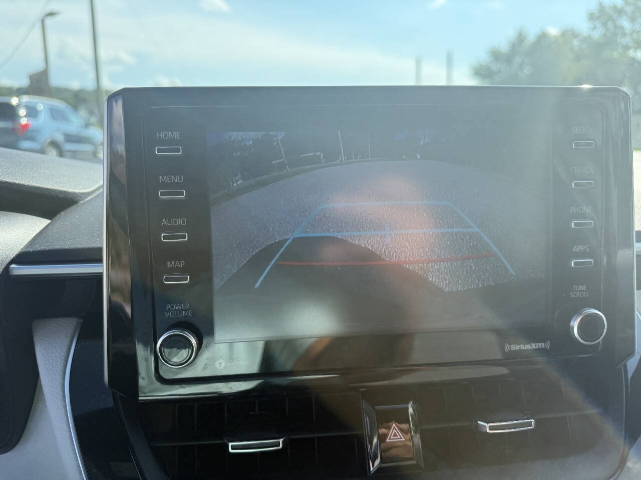 Used 2021 Toyota Corolla SE FWD image 17