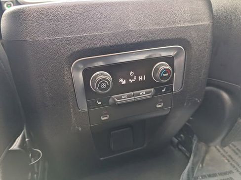 Used 2021 Chevrolet Tahoe Z71 w/ Z71 Signature Package image 24