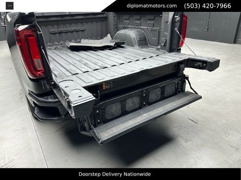 Used 2019 GMC Sierra 1500 Denali w/ Denali Ultimate Package image 47