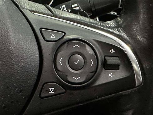 Used 2017 Buick LaCrosse Premium w/ Driver Confidence Package #2 AWD/4WD image 22
