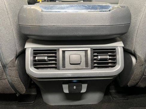 Used 2023 Ford F150 XLT image 19
