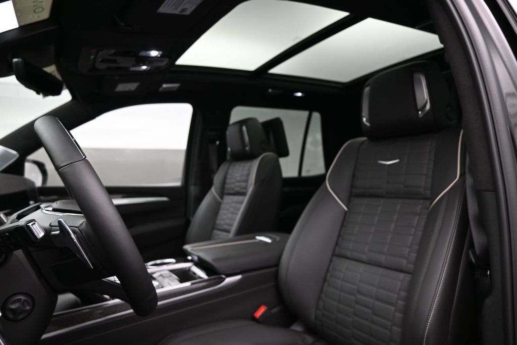 Certified 2026 Cadillac Escalade V w/ LPO, Floor Liner Package AWD/4WD image 12