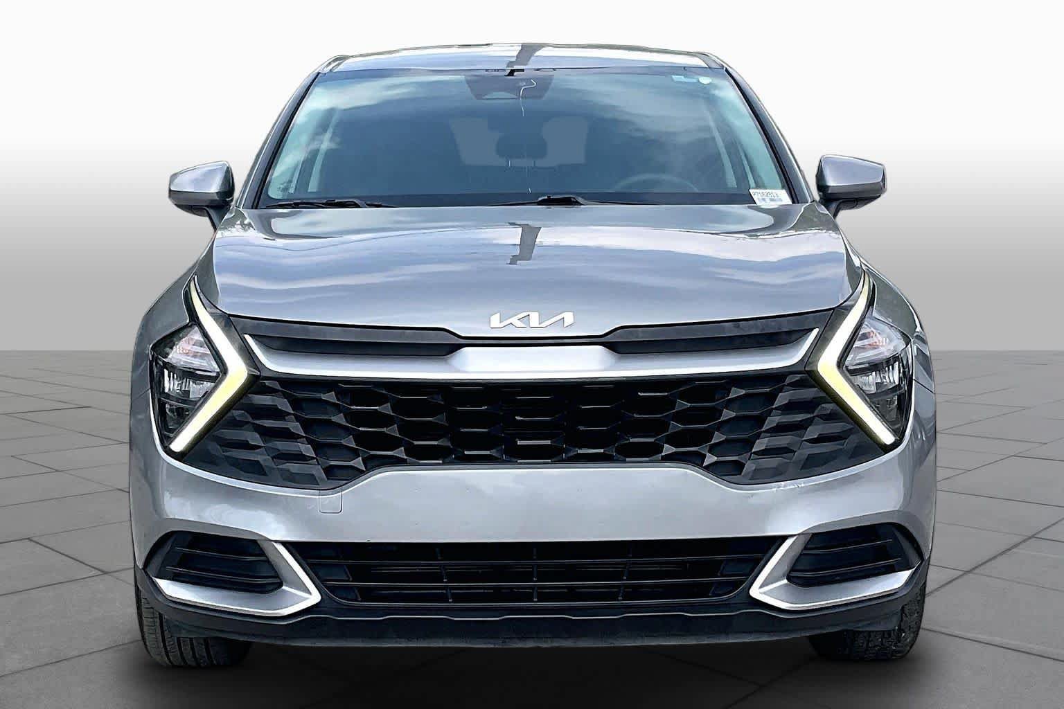Used 2023 Kia Sportage LX FWD image 3