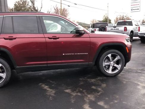 New 2026 Jeep Grand Cherokee Limited AWD/4WD image 8