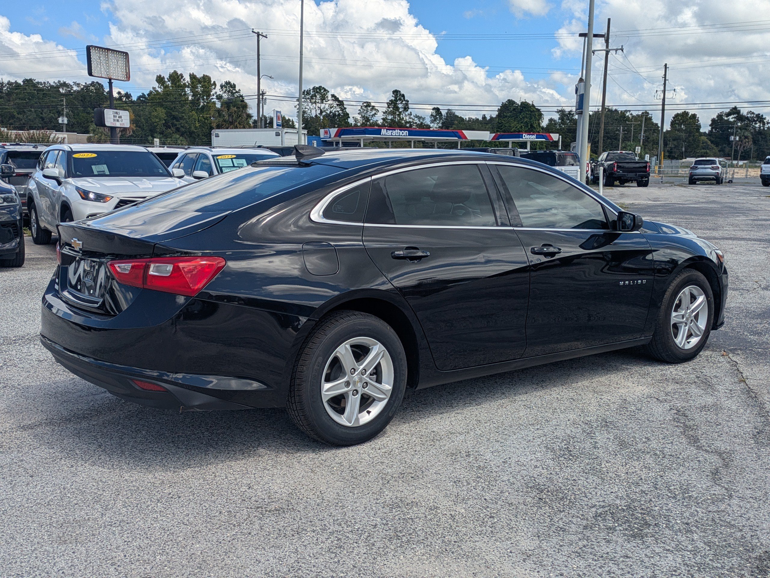 Used 2023 Chevrolet Malibu LS FWD image 4