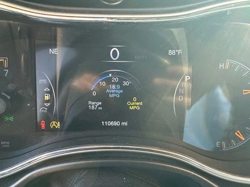 Used 2020 Jeep Grand Cherokee Limited RWD image 8