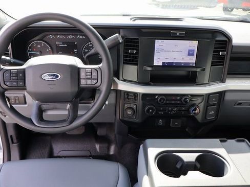 New 2026 Ford F550 4x4 Supercab Super Duty image 6