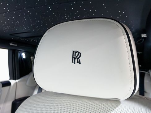Used 2021 Rolls-Royce Phantom Sedan RWD image 11