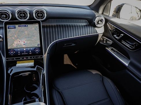 New 2026 Mercedes-Benz GLC 300 GLC 300 image 16