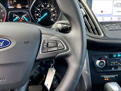 Used 2017 Ford Escape SE w/ Equipment Group 201A FWD image 24