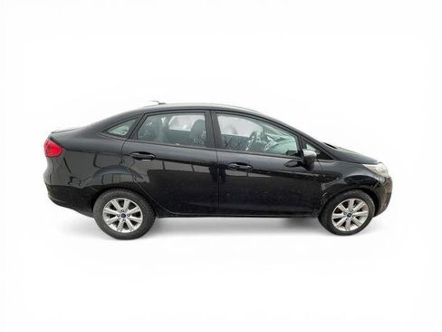 Used 2011 Ford Fiesta SE w/ 202A Rapid Spec Order Code image 7