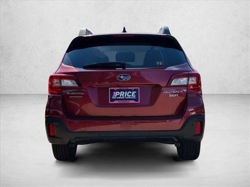 Used 2018 Subaru Outback 3.6R Limited AWD/4WD image 7